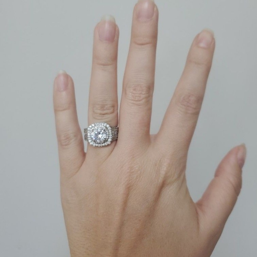 New Double Halo Cubic Zirconia Ring With Diamonds All Along Band Sz 7